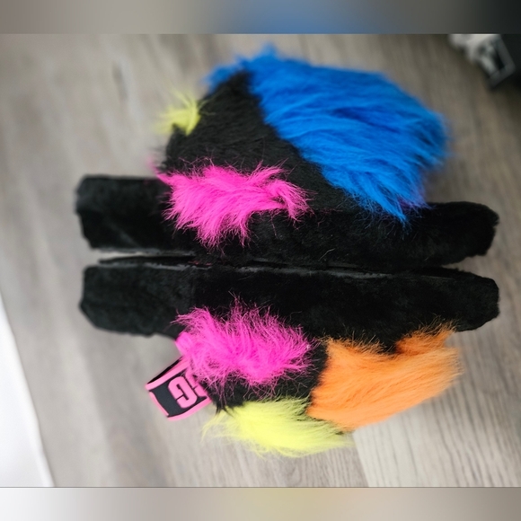 UGG Fluff Yeah Party Spots Sheepskin Slide Sandals Slippers - Picture 6 of 8